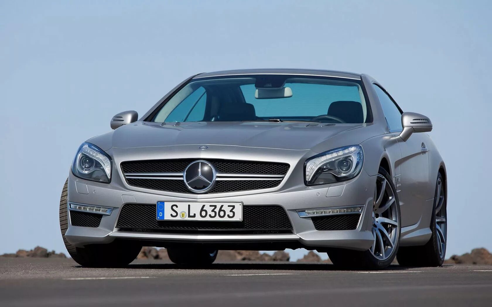 Мерседес чей производитель. Mercedes sl 63 amg. mercedes-benz r231. мерседес сл 63 амг 2015.