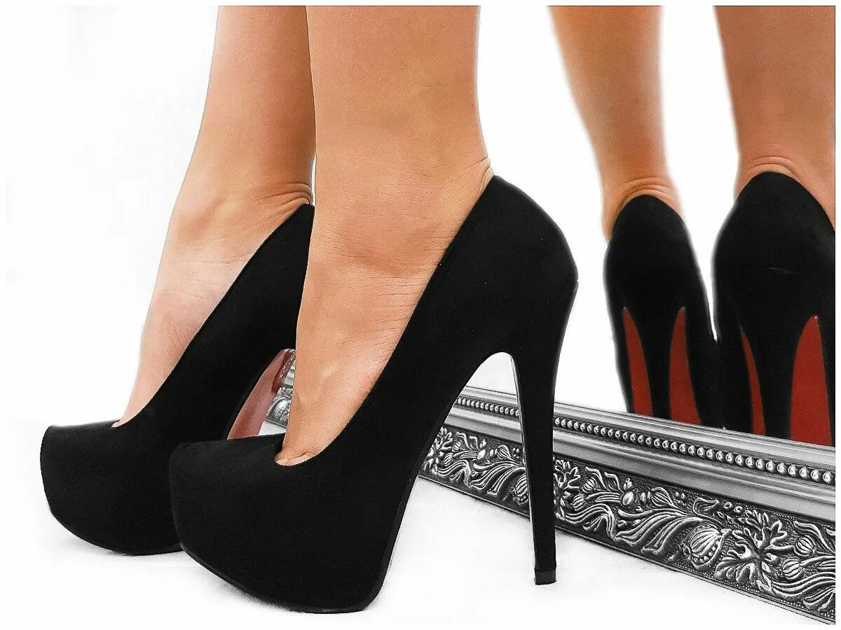 Туфли на каблуке. Туфли на каблуке. Туфли лориблю черные 13см каблук. Туфли на высоком каблуке. Красивые ноги в туфлях.