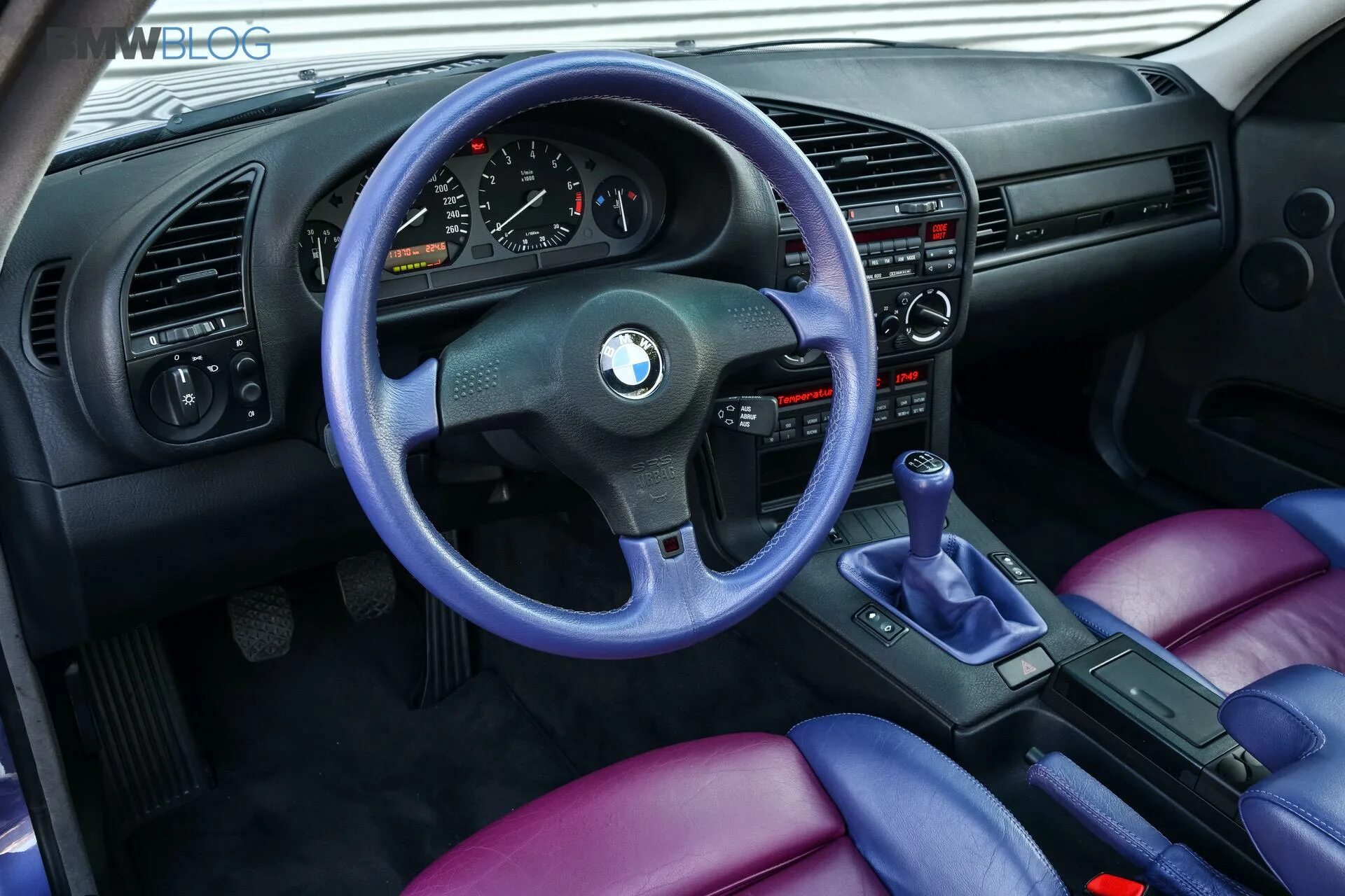 Бмв е36 салон. BMW m3 e36 салон. BMW e36 Interior. BMW 3 e36 Interior. BMW e36 m3 Interior.