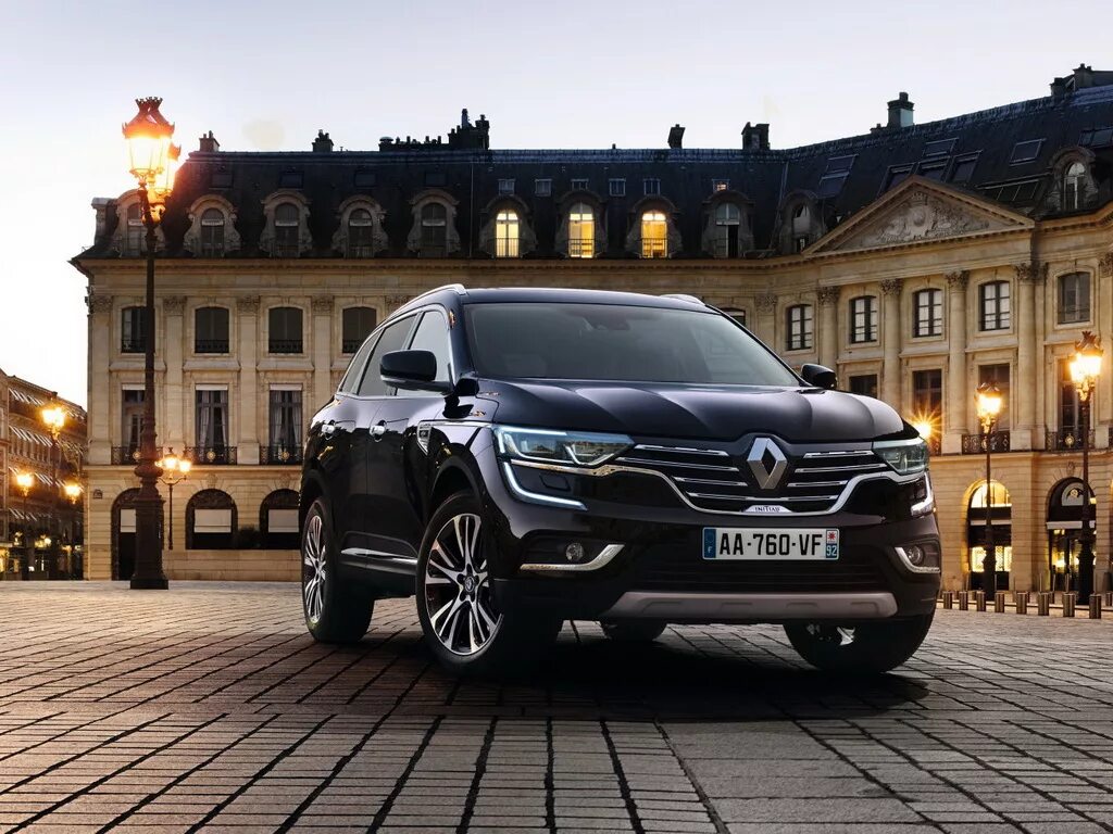 Калеос. Renault KOLEOS Initiale. Рено Колеос 2017. Новый Рено Колеос 2017. Renault KOLEOS Initiale Paris.