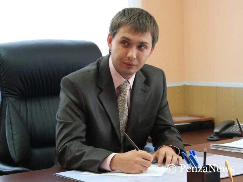 Где капралов. Капралов андрей николаевич. Где капралов. Бортмеханик ввс. Бортинженер самолета.