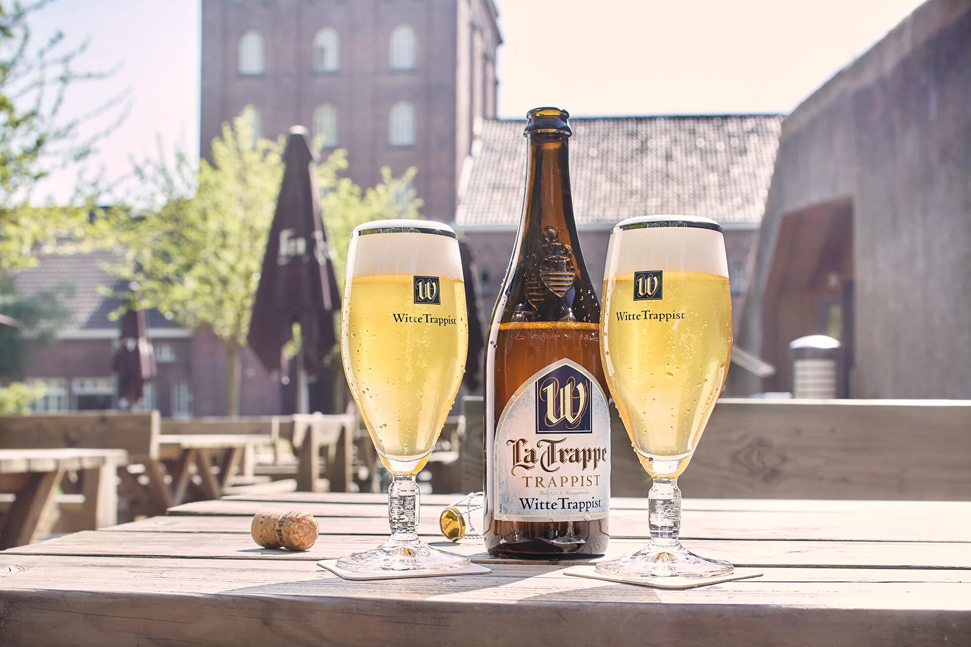 Ла трапп. La Trappe пивоварня. Витте Траппист пиво. La Trappe Witte Trappist. Ла Трапп Витте Траппист.