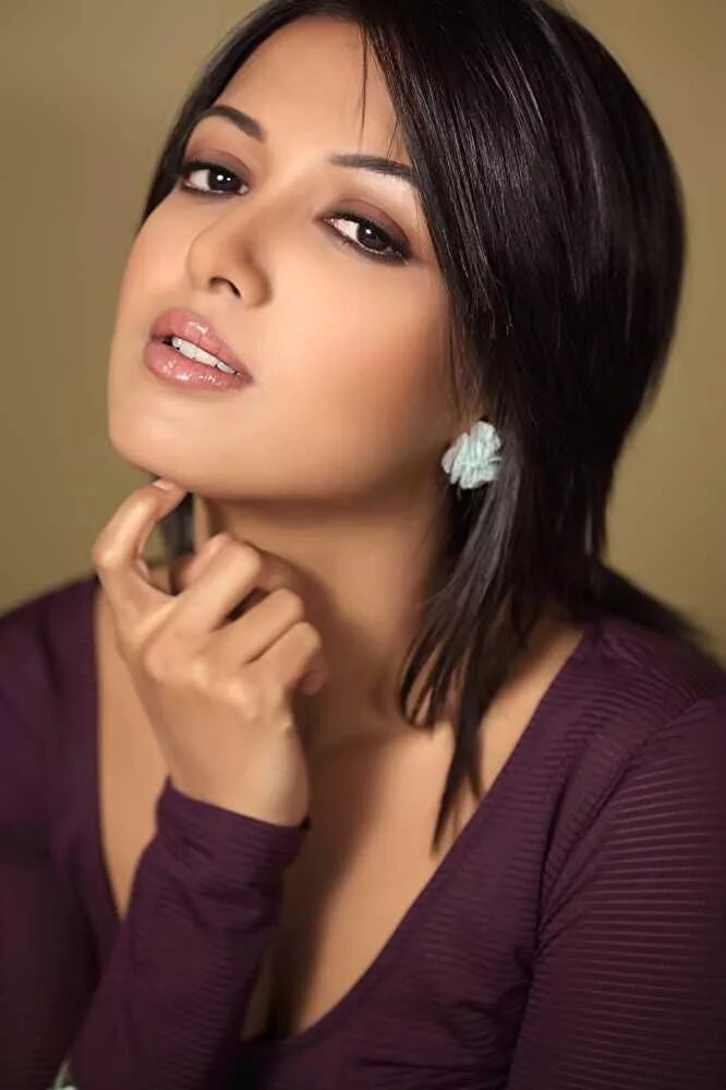 Узбекски баба. Catherine Tresa. Узбекские женщины красивые. Современные узбечки. Красивые женщины Узбекистана.