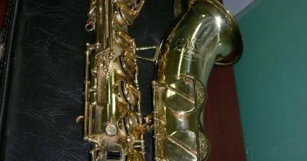 Саксофон амати альт номер 100427. Саксофон amati ats 33-ot. Чешский саксофон амати. Саксофон классика. Саксофон амати тенор.