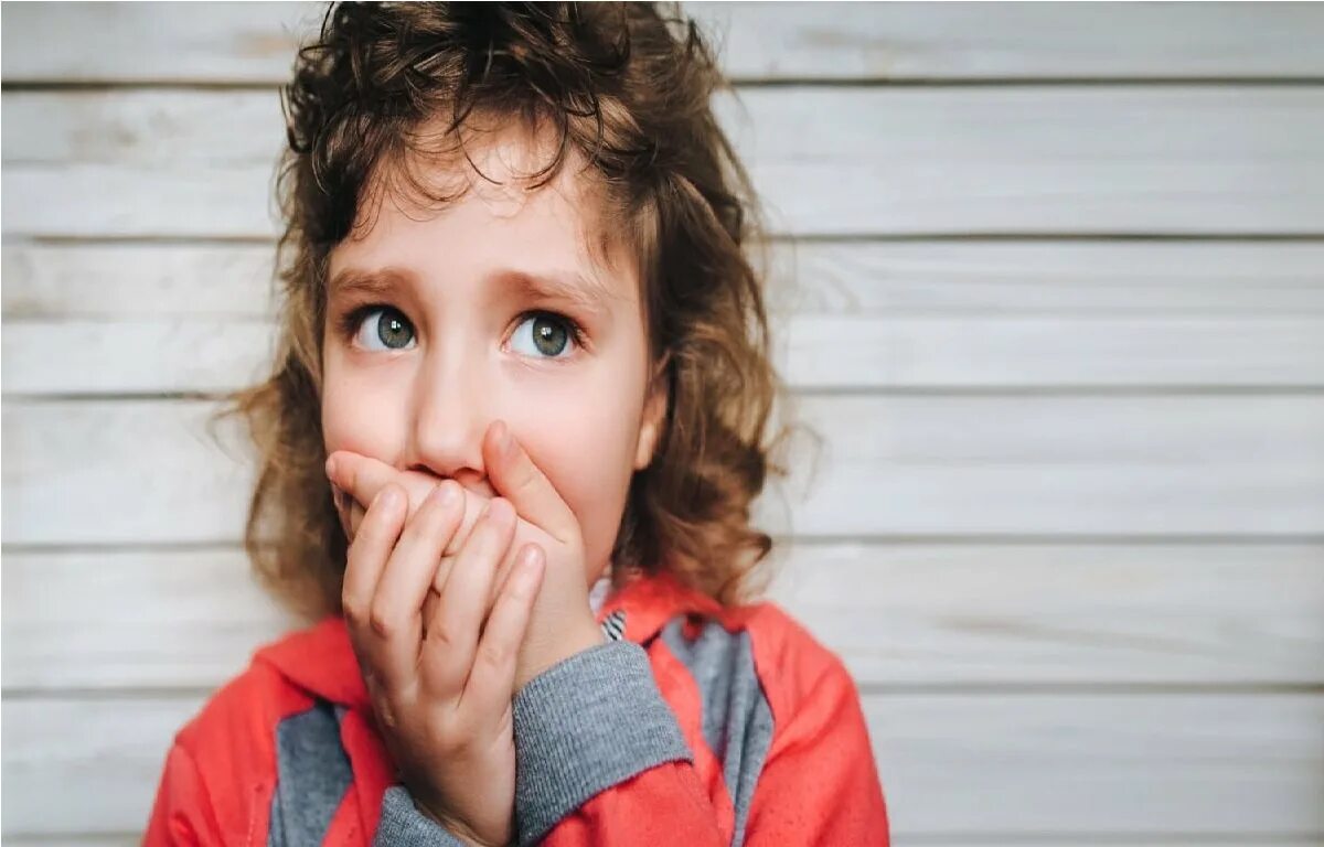 Селективный мутизм что это такое у детей. Детский элективный мутизм. Аутизм мутизм. Детский элективный мутизм. Аутизм фото больных детей.