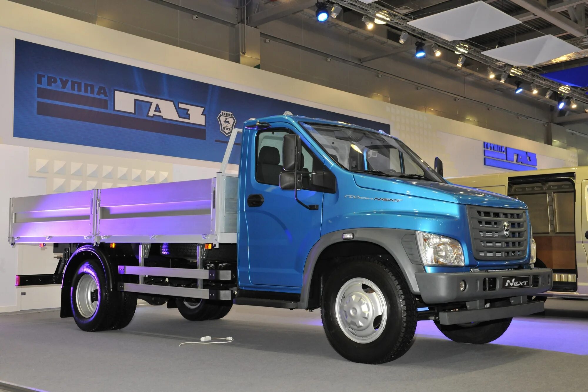 Газон некст евро. Газон некст 2025. газон next c41r11. газон некст 2824lu. газон валдай некст.