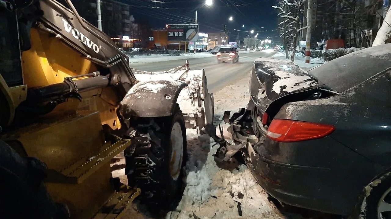 Авария дзержинск нижегородская область. Дтп дзержинск нижегородская область сегодня. Дзержинск нижегородская дтп в субботу. Дтп дзержинск нижегородская. Ленина гайдара дзержинск.