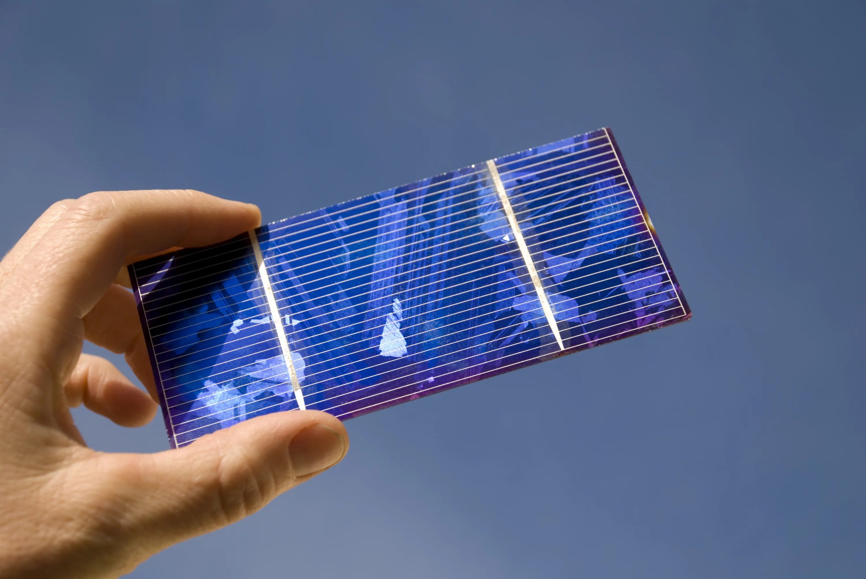 Количество солнечных элементов. Солнечные фотоэлементы. Фотоэлемент солнечной батареи. Солнечная батарея технология монокристалл. Solar Cell Remote tm2180e.