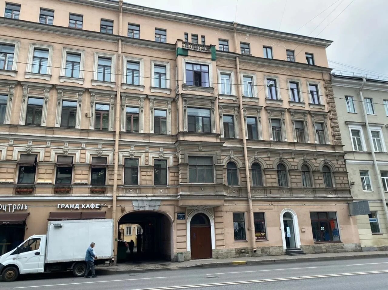Вознесенский проспект спб. Вознесенская 27 спб. Вознесенский проспект 22 санкт-петербург. Вознесенский проспект питер. Вознесенская 27 спб.