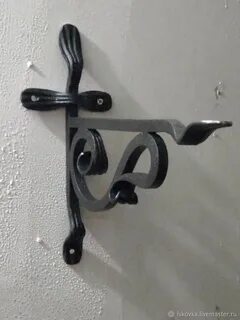 Кованое кашпо