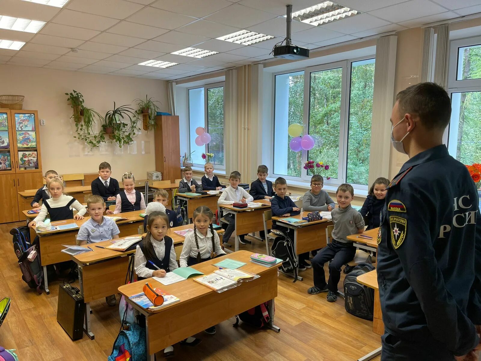 76 школа санкт. Школа 468 санкт-петербург. Школа 76 самара. 76 школа санкт. 76 школа спб.