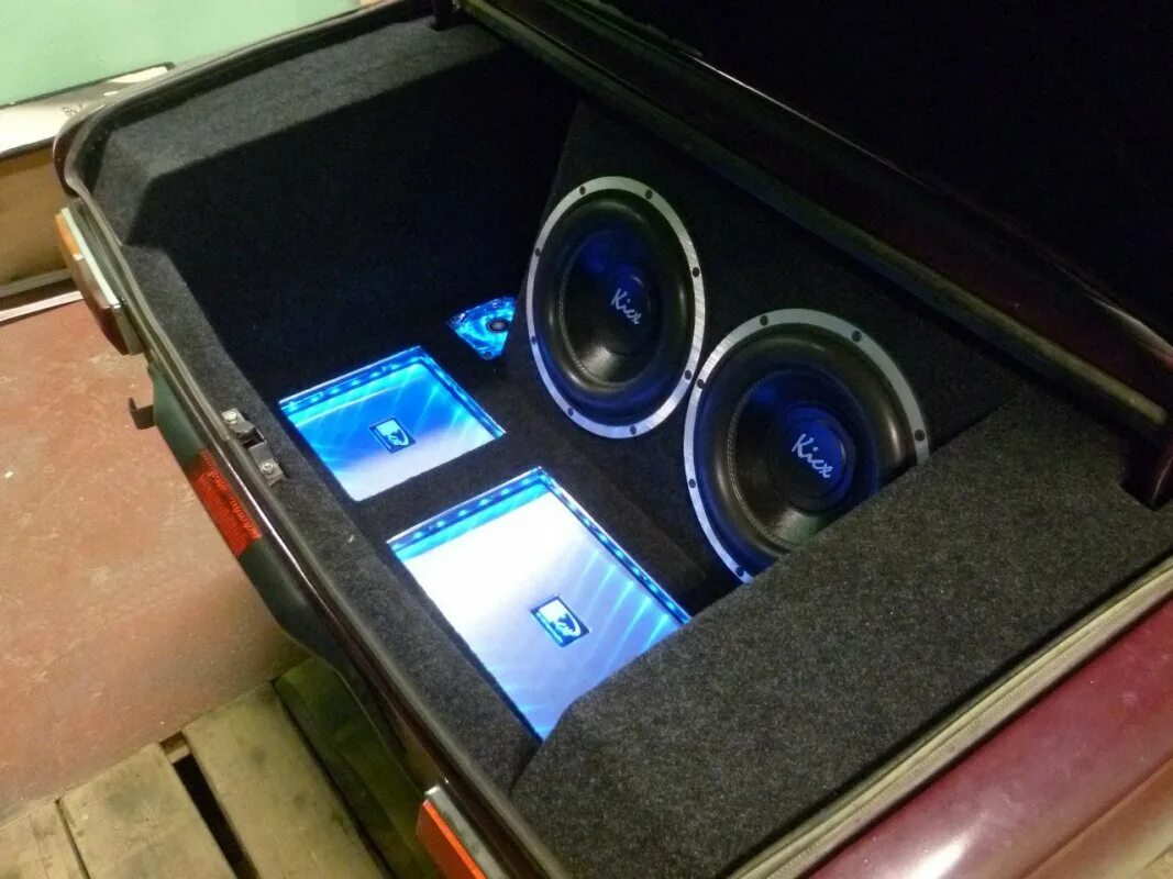 ваз 2107 автозвук багажник. автозвук ваз 2107 ural. ваз поставил музыку. кик панели ваз 2101. штатная акустика ваз 2101.