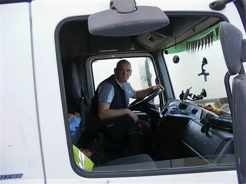 Работа водителем 12 часов. Работа водителем в балашихе. Лучший курьерский автомобиль. Вакансии в электростали. Водитель категории е.