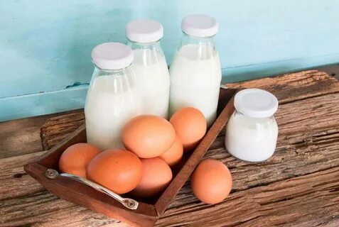 Молоко вареное с яйцом
