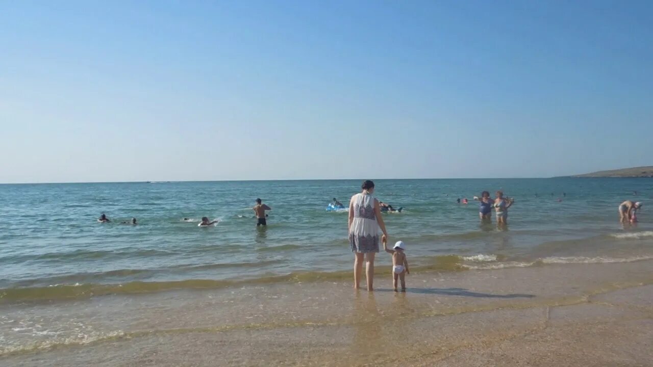 Карманов щелкино. Щёлкино город в крыму. Щелкино погода вода. Щелкино погода вода. Щелкино погода вода.