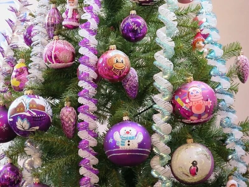 Данилово фабрика елочных игрушек. Фабрика новогодних игрушек иней. Завод елочных игрушек павловский посад иней. Фабрика ёлочных игрушек в павловском посаде. Фабрика елочных игрушек павловский посад.