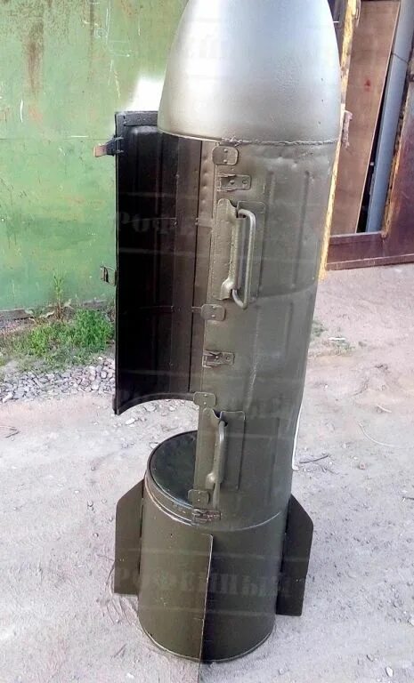 пищевой бак вермахт. пищевой бак вермахт. алюминиевая крышка вермахт. пищевой термос вермахт-ркка. контейнеры полевой кухни вермахта.