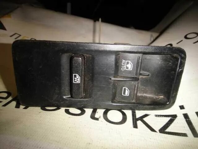 Блок управления стеклоподъемниками рено меган 2. Блок управления стеклоподъемниками хонда капа. Блок управления стеклоподъемников хонда 1992. Блок стеклоподъемников опель омега 2007. Форд фокус блок управления стеклоподъемниками.