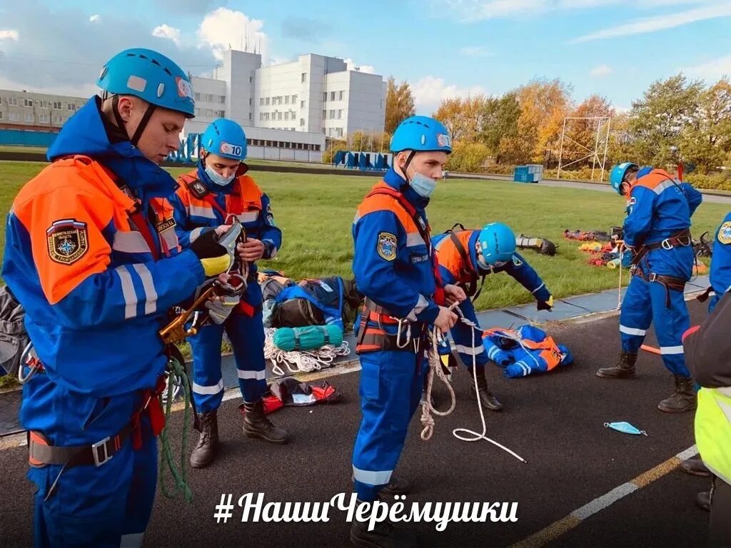 Аварийно-спасательная служба Ленинградской области. Аварийно-спасательная служба МЧС России. Спасательная служба Ленинградской области. Спасатель.