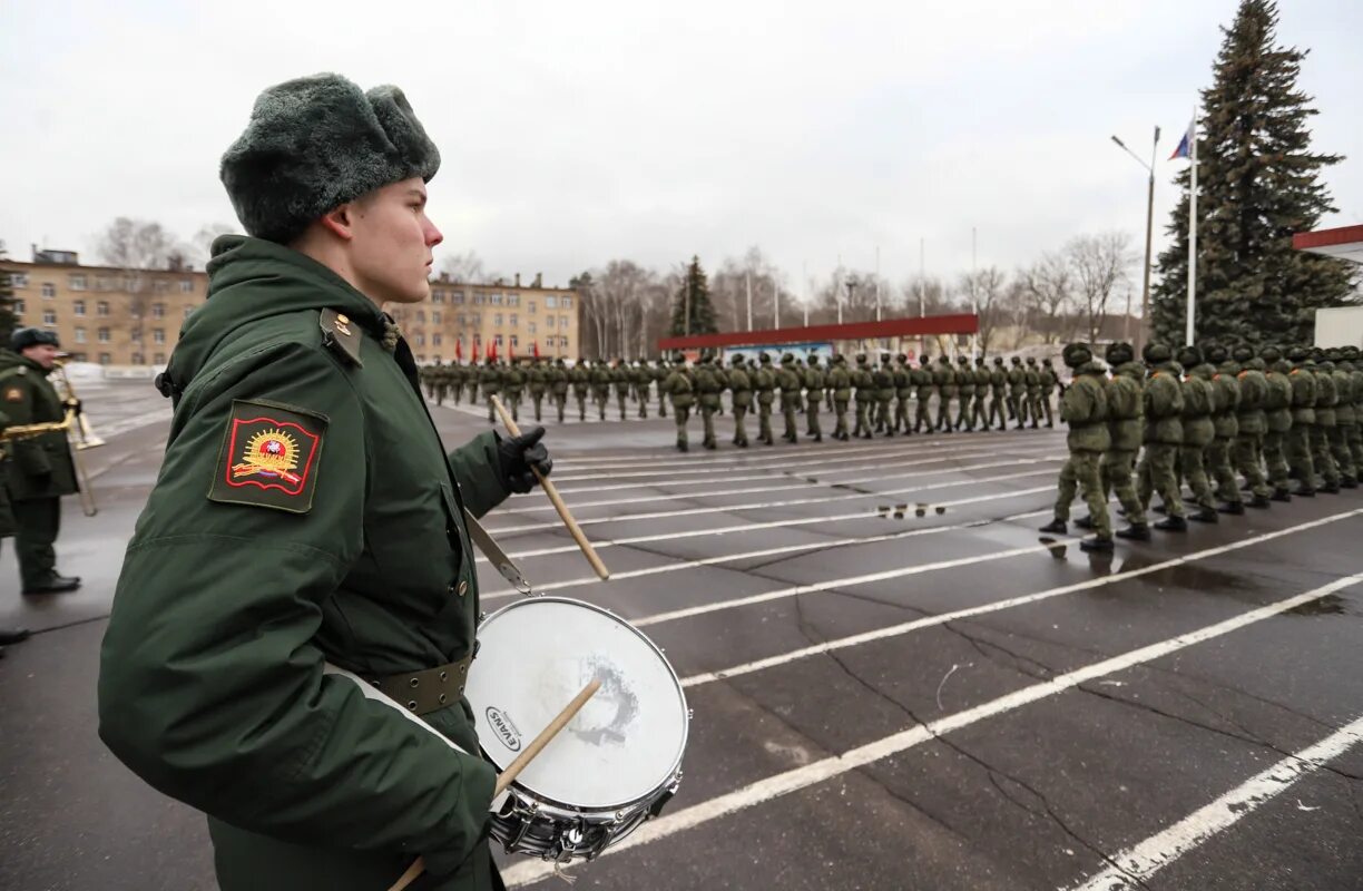 Кремлевские курсанты на параде. Подготовка к параду на красной площади. Кремлевцы на параде. Подготовка к параду Победы 2021 в Москве. Подготовка к параду победы