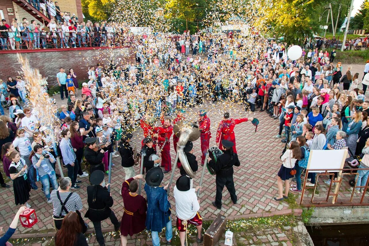 Городская культура. Городской праздник. Август фестиваль. Фестиваль городской культуры.