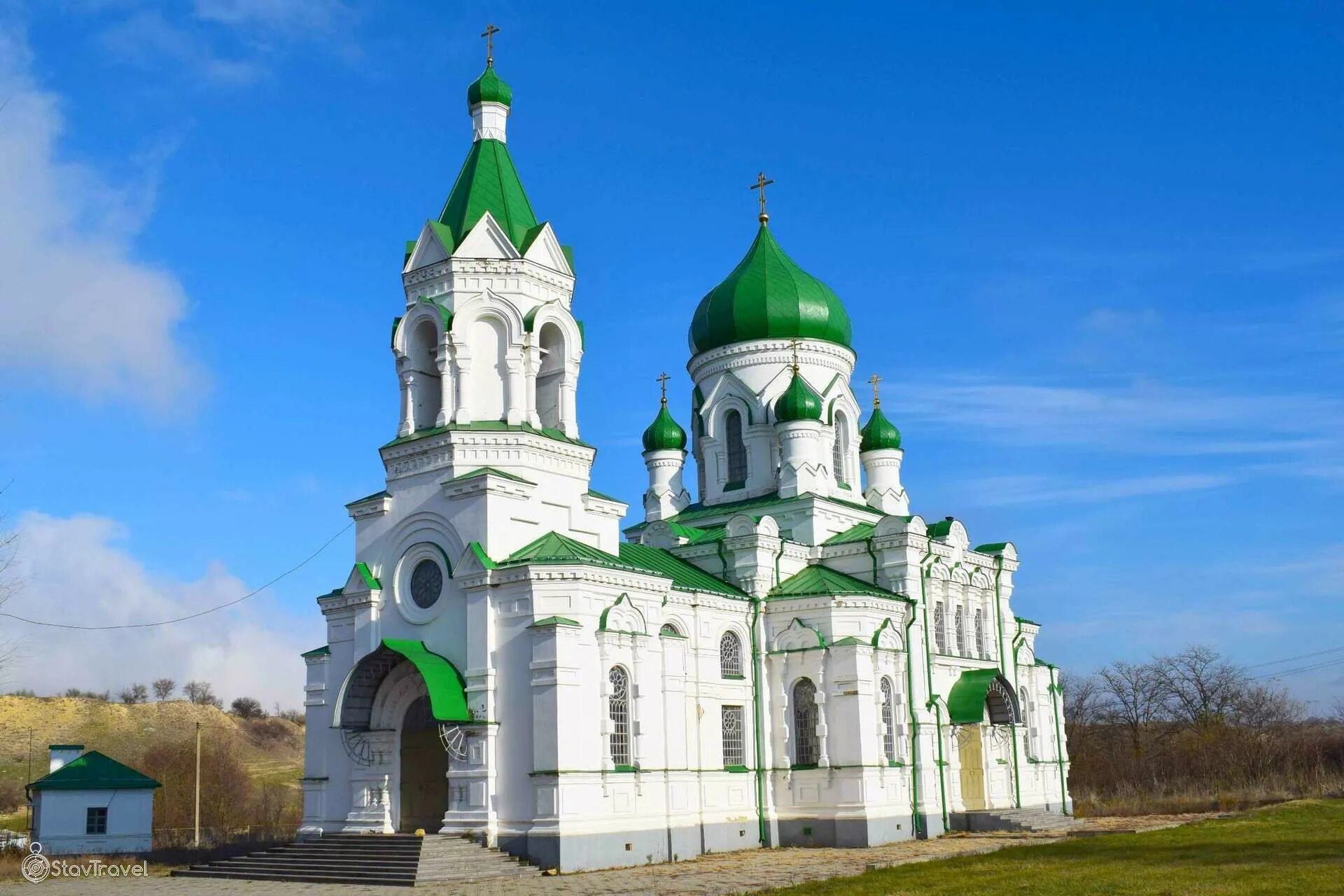 Погода ставропольский край труновский район село труновское. Церковь село Труновское Ставропольский. +Храмы села Труновского. Храмы села Труновского Ставропольского. Храм Покрова Труновское.