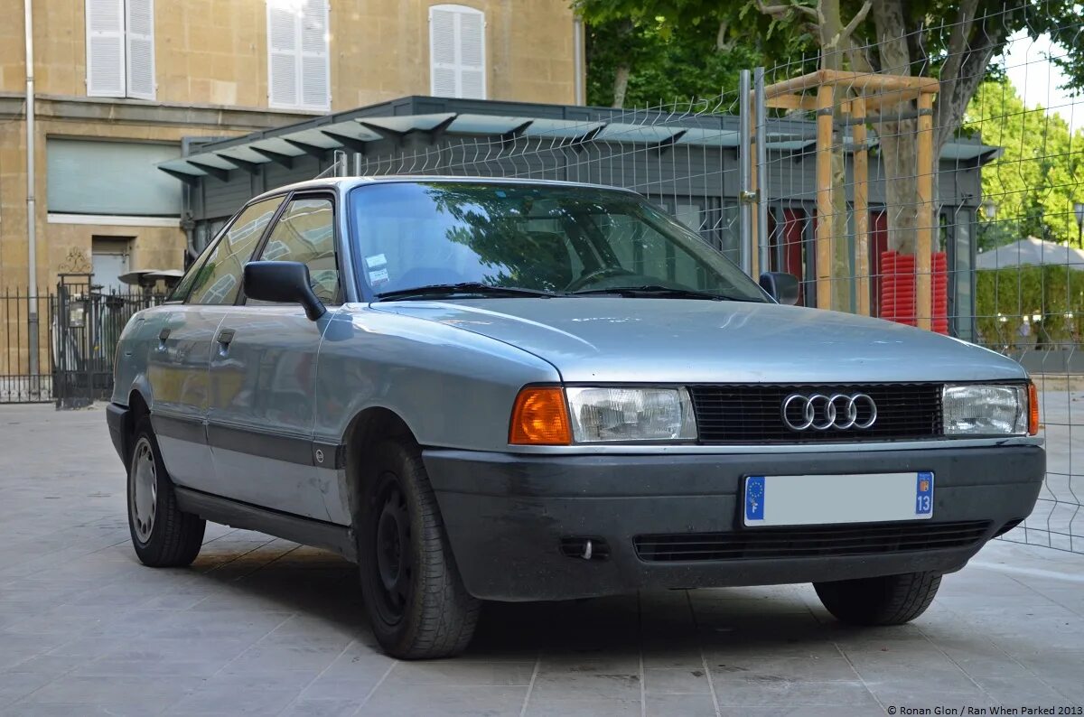 Ауди 80 левое крыло. Audi 80 b3. Ауди 80 б3. Audi 80 b3 1991. Audi 80 IV (b3).