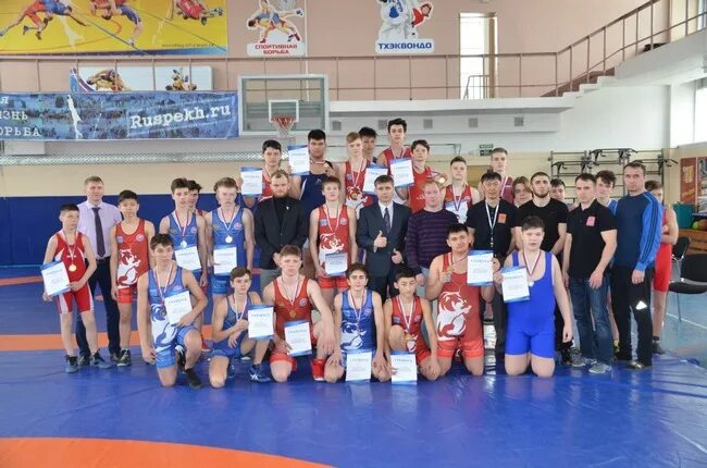 Школа олимпийского резерва восток. Сшор южно сахалинск. Сшор южно сахалинск. Борьба дзюдо. Первенство мау сшор по греко римской борьбе южно-сахалинск.