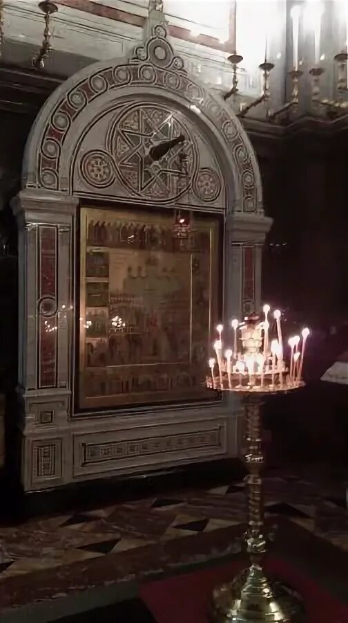 Храм христа спасителя патриарший трон. Патриарший музей церковного искусства храма христа спасителя. Храм христа спасителя (сан-ремо). Алтарь величия. Алтарь величия.