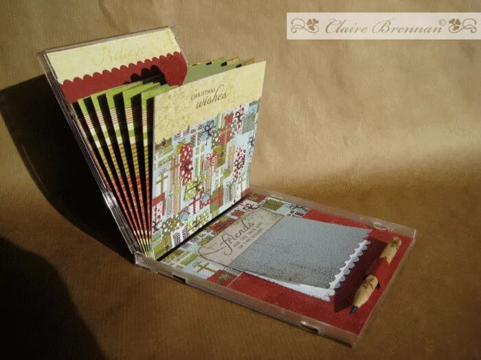 Полочка для дисков. Стойки под сд диски из дерева. Подставка из сд диска. Поделки из ткани. Бокс для хранения компакт дисков (cd, dvd).