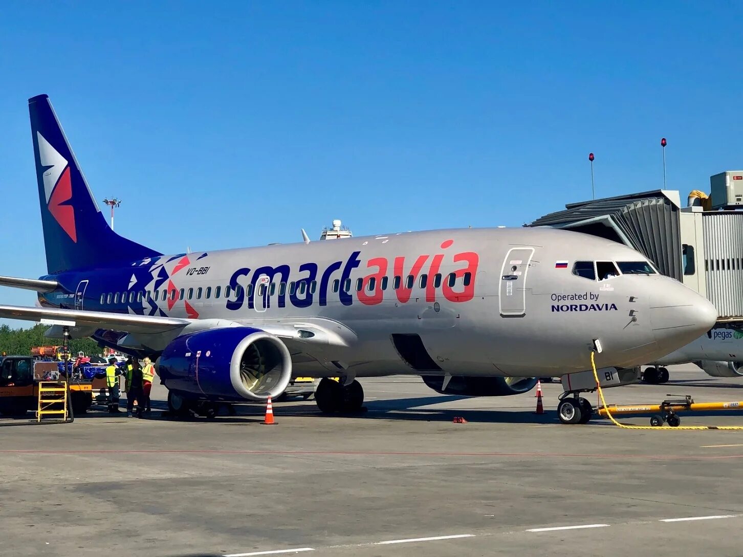 Airbus a320neo Смартавиа. А320 Нео Смартавиа. Самолёт Боинг 737 Смартавиа. Смарт авиа Боинг 737-800. Авиабилеты дешево смартавиа