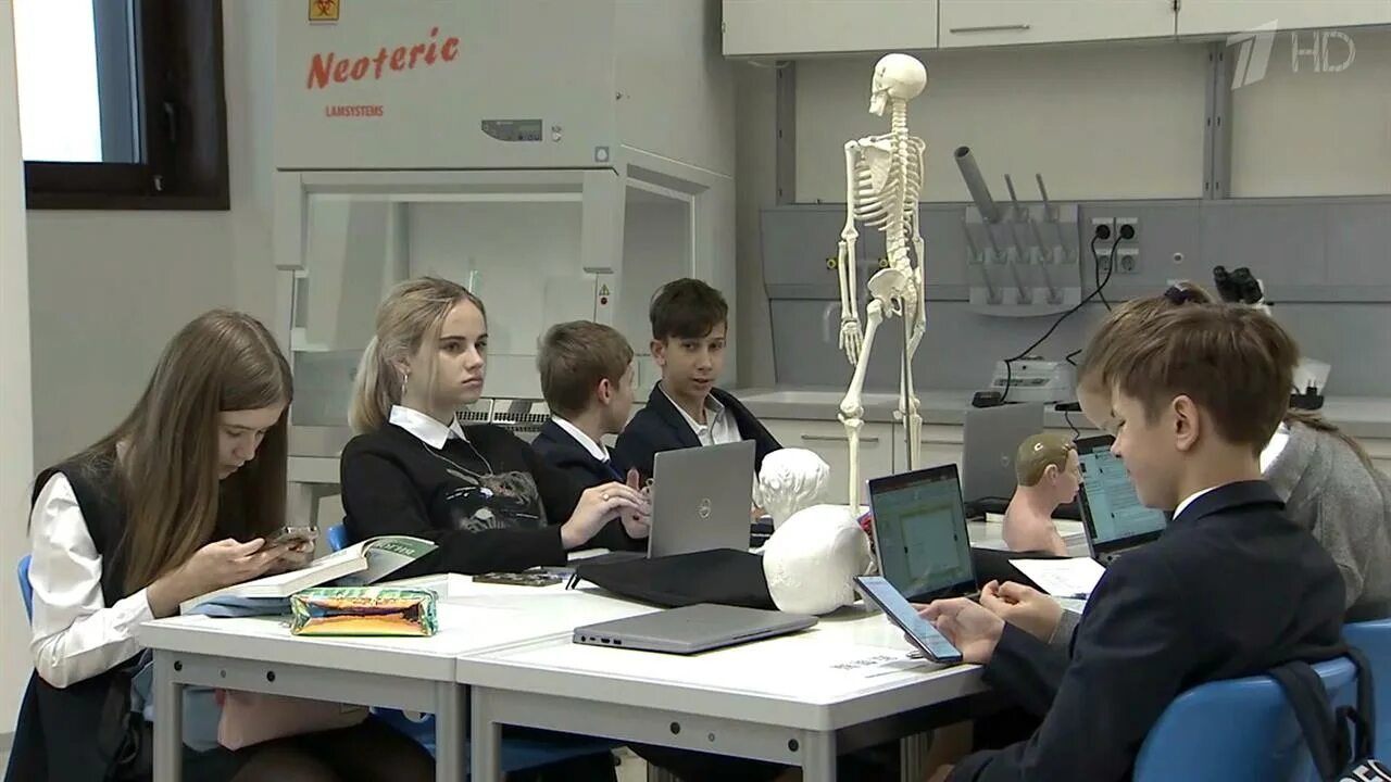 Приоритеты школы будущего. Образовательный комплекс «точка будущего» в иркутске. иркутская школа точка будущего. новая школа в иркутске точка будущего. школа в иркутске школа будущего.