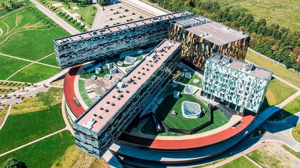 Сколково технополис москва. Сколково город парк москва. Инноград. Сколково башня. Технопарк сколково вид сверху.
