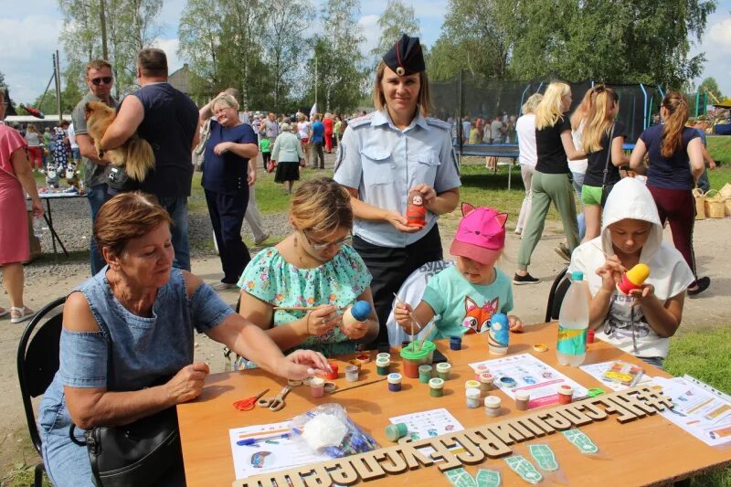 Погода устье кубенское вологодской на 10 дней. Кубенское Вологодский район. Вологодский район с.Кубенское школа. Село Кубенское Вологодского района. Кубенская библиотека Вологодский район.