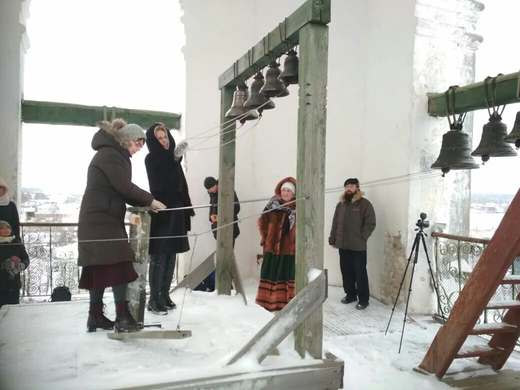 Звон 17. Хрустальные звоны Каргополь. Фестиваль Хрустальный звон Каргополь. Фестиваль хрустальные звоны в Каргополе. Зимний фестиваль колокольного искусства «хрустальные звоны.