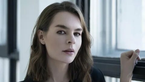 Мен қожайыным Катяны ұрып жатырмын