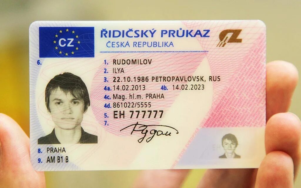 ID карта для иностранных граждан. Иностранные национальные водительские удостоверения.