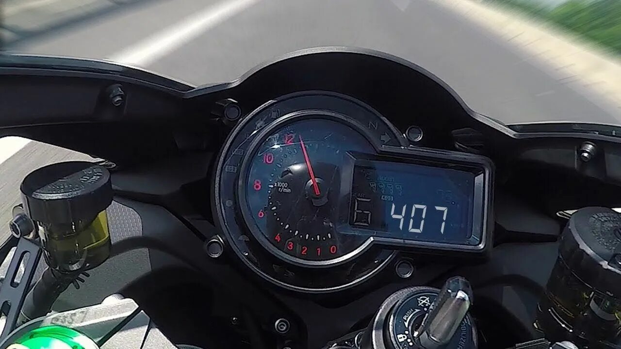 Максималка р1. Ямаха р1 скорость 299. Максималка р1. Максималка yamaha r1. Yamaha r1 спидометр.