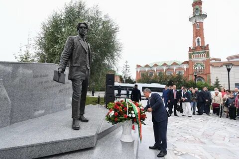Памятник татарскому