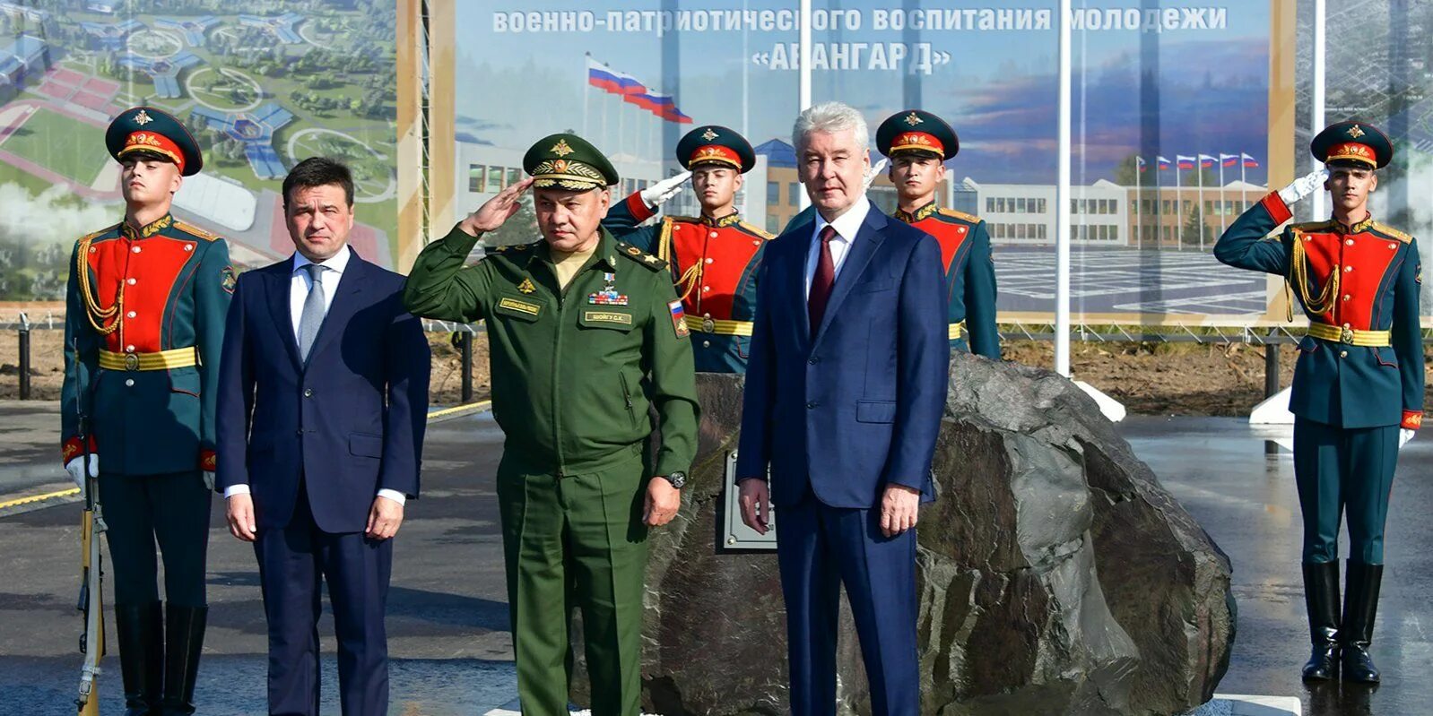 Военно-патриотический центр Авангард в парке Патриот. Учебный центр Авангард Московская область. Учебный центр Авангард парк Патриот. Авангард лагерь в Подмосковье Патриот. Центр патриотического воспитания фото