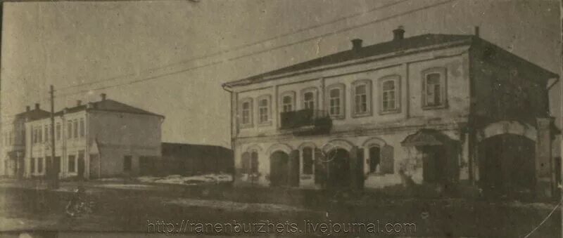 История 52. История 52