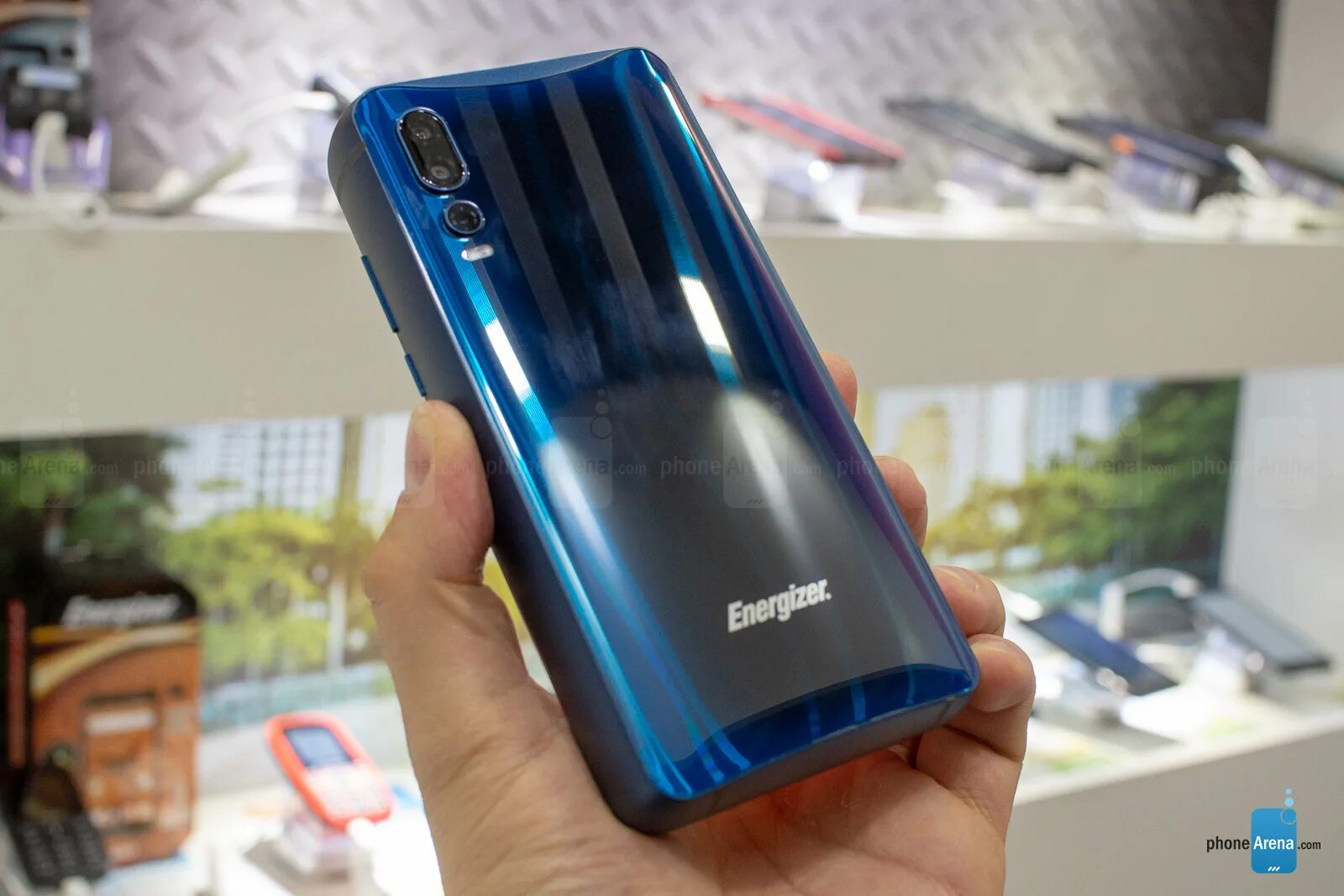 Смартфон Energizer Power Max p18k. Смартфон Energizer 18000. Energizer Power Max p18k 18000 МАЧ. Телефон Energizer Power Max p18k Pop. Телефон с 10000 камерами