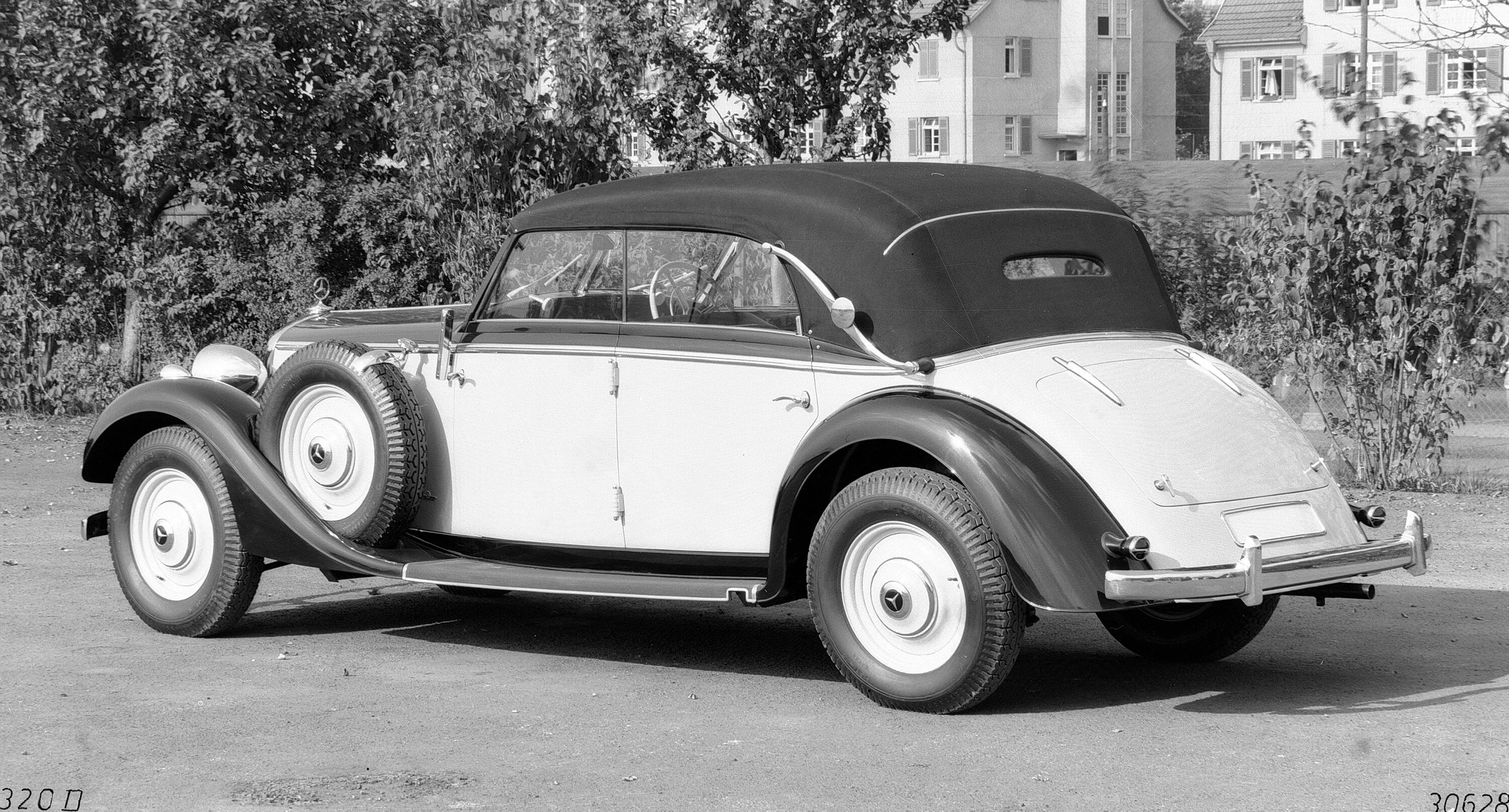 Тип 320. Mercedes benz 320 w142. mercedes-benz 320 w142 1. 1937 — mercedes-benz w 142 (typ 320). mercedes benz 320 w142 (1/35).