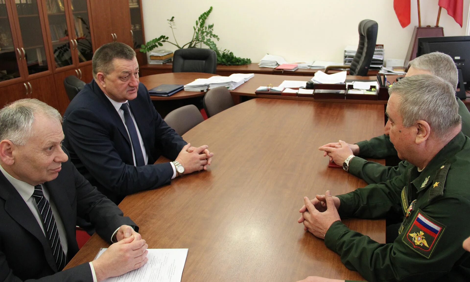 Военкомат брянск телефон. Военный комиссариат Брянской области, Брянск. Областной военкомат Брянск. Военный комиссар Брянской области Князев. Военный комиссар по Брянской области.