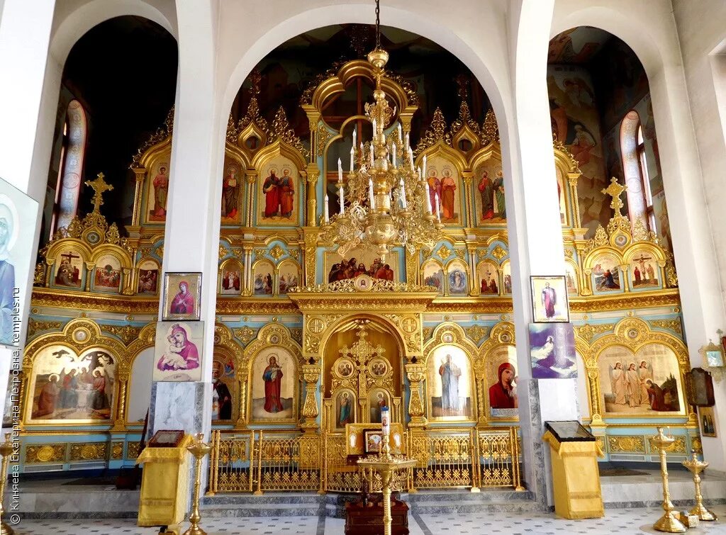 сторообрядческийхрам казанской божьей матери в самаре. храм казанской божьей матери самара. церковь иконы казанской божией матери в карабулаке. мехзавод храм иконы казанской божьей матери. церковь на мехзаводе самара.