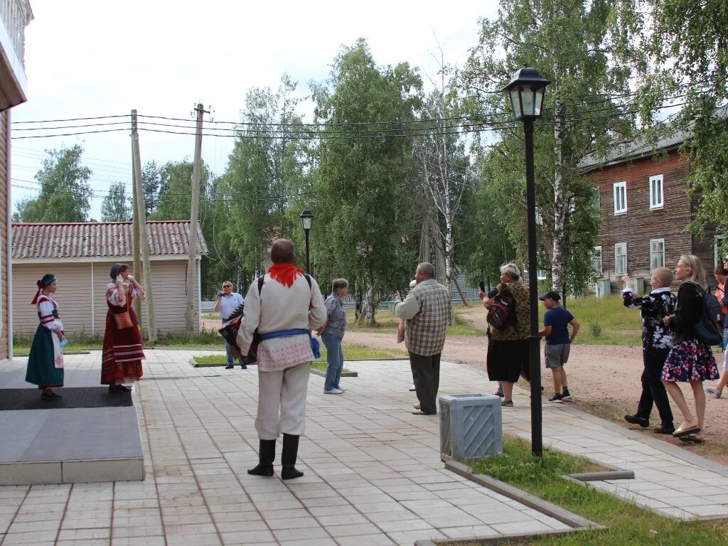 древо жизни 2018 винницы. вепсский центр фольклора винницы подпорожский район. село винницы ленинградская область. вепсский праздник древо жизни. мост винницы подпорожский район.
