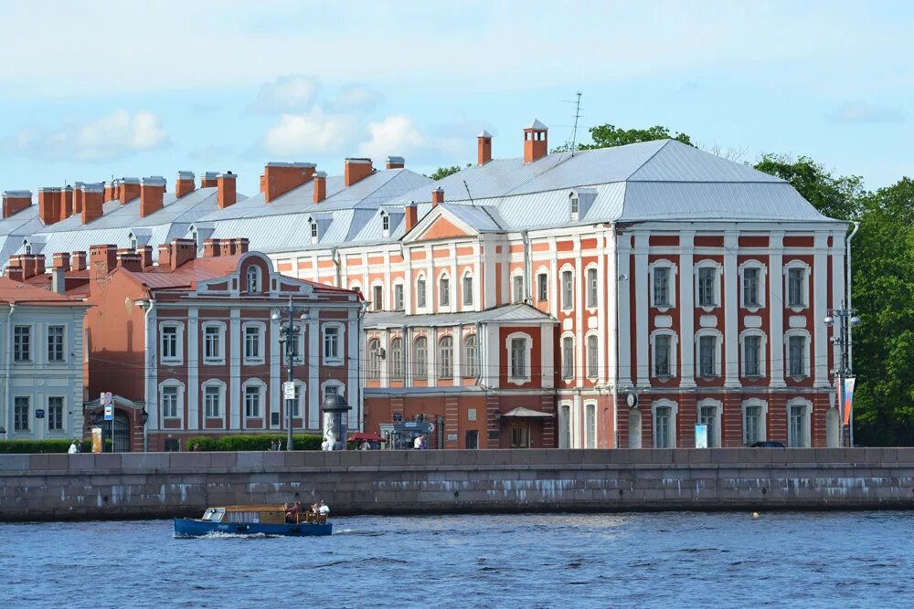 Вузы санкт петербурга откроют. Спбгу – санкт-петербургский государственный университет. 12 коллегий санкт-петербург. трезини здание 12 коллегий. спбгу васильевский остров.