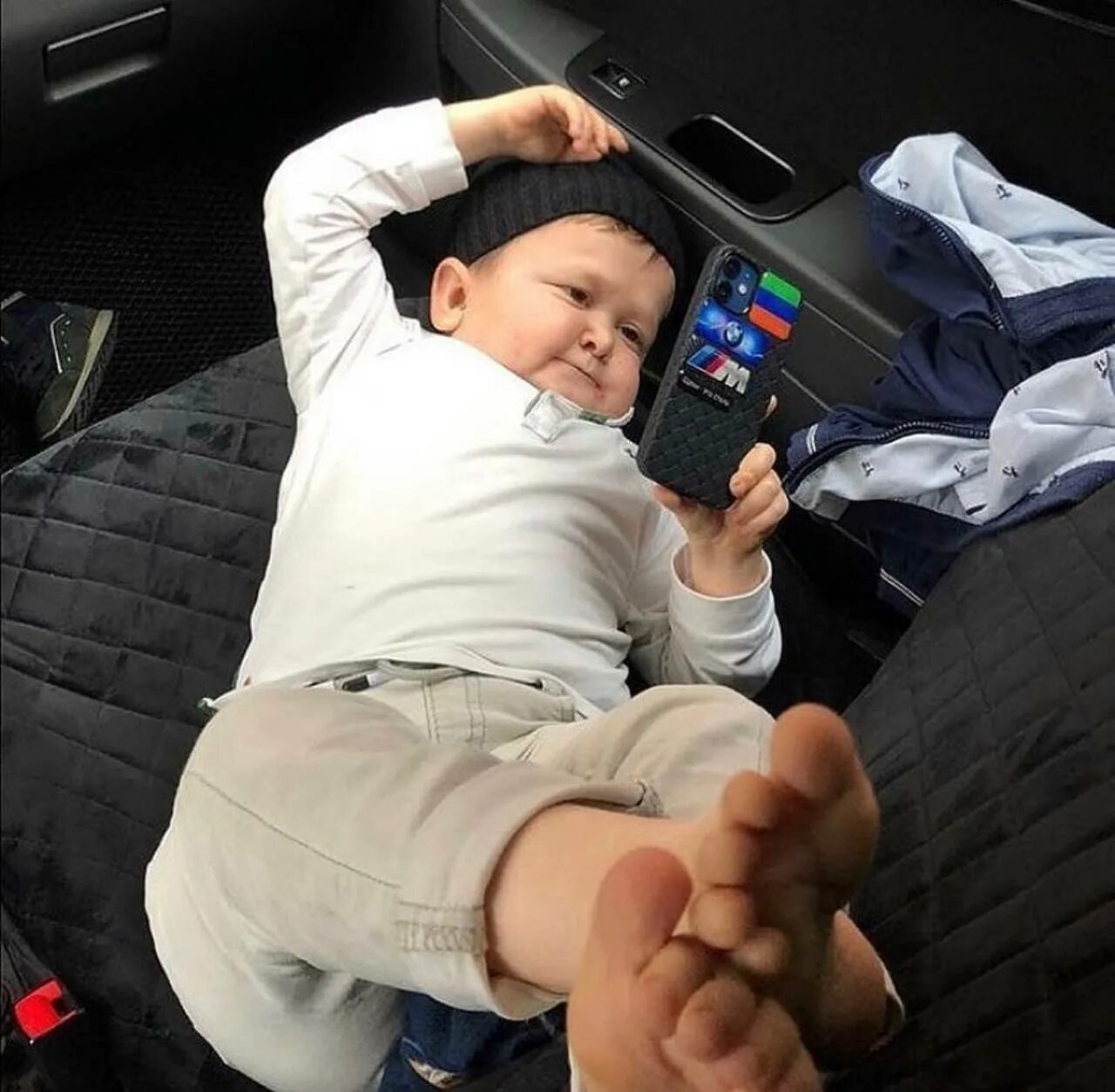 хасбик стоит. блогер хасбулла магомедов (хасбик). хасбула магомедов хасбик. хасбик стоит. хасбик 2022.