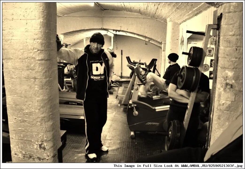 History gym. Тренажерный зал 1940 года. Кроссфит. History gym. History gym.