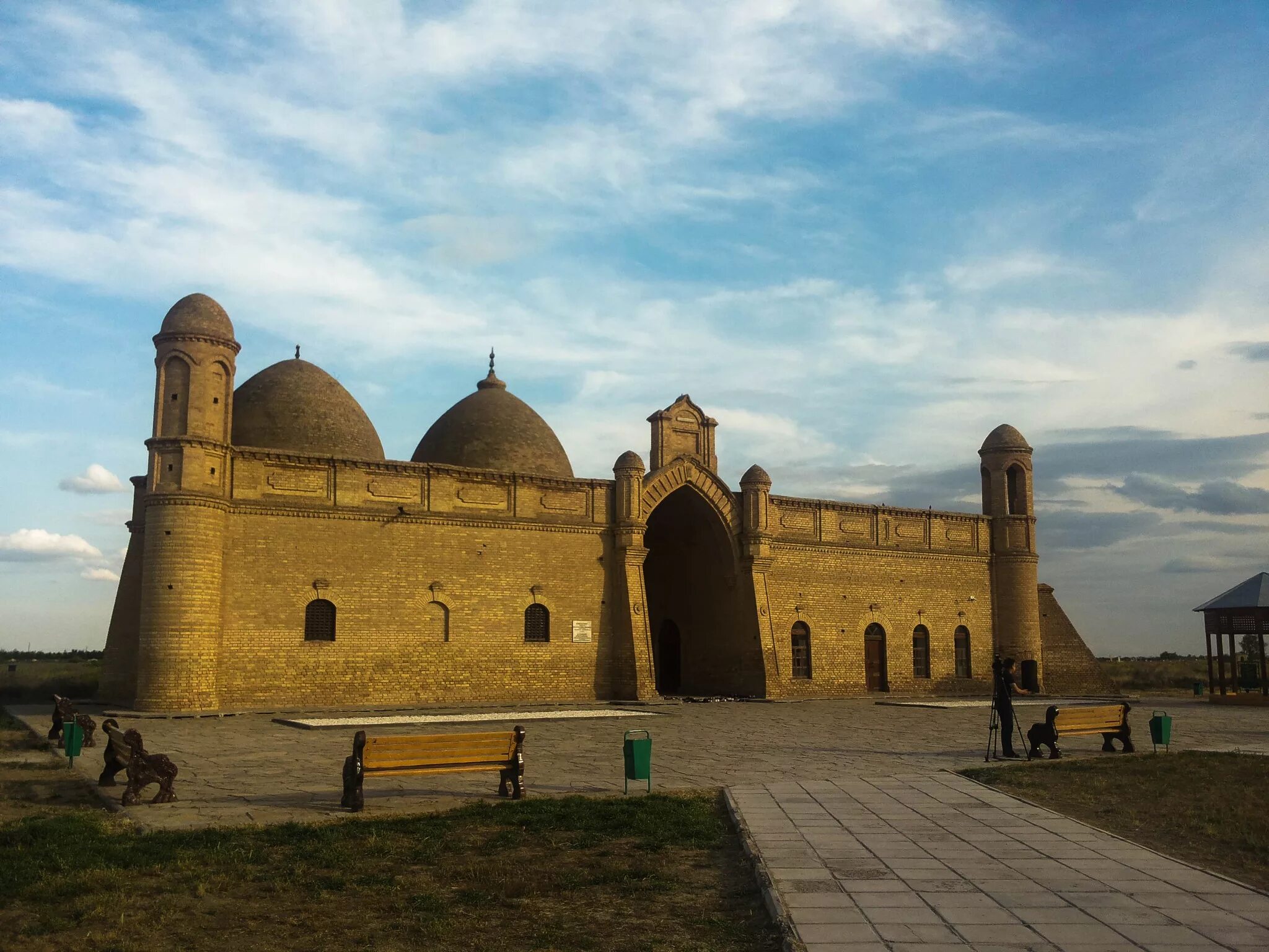 мавзолей арыстан баба туркестан. мавзолей арыстан-баба. туркестан мавзолей. казахстан мавзолей арыстан баба. арыстан баб.